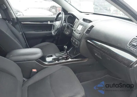 2015 Kia Sorento Lx from USA, damaged, VIN 5XYKTDA64FG568880